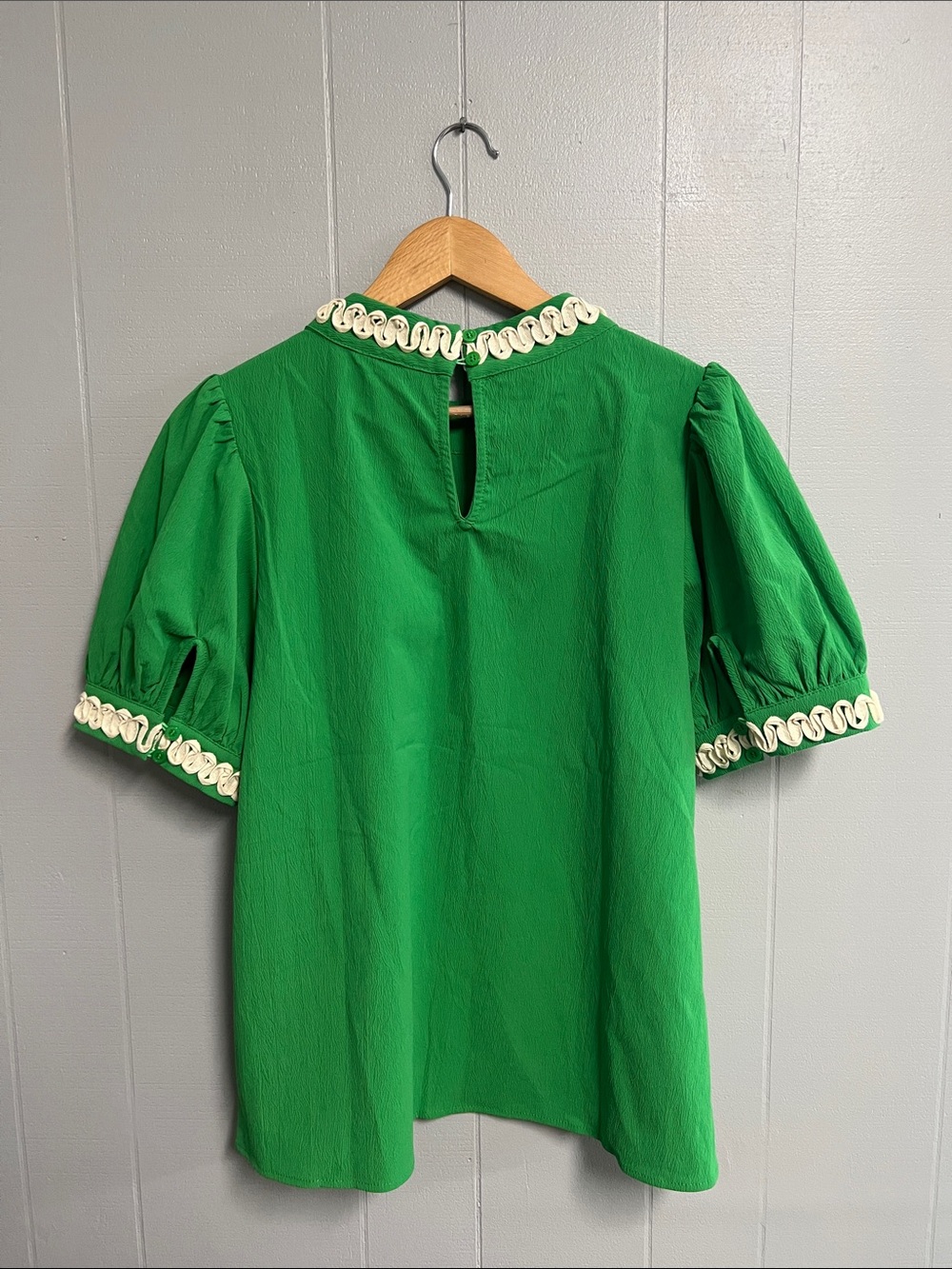 NWT Jodifl Blouse Large Short Sleeve Green New with Tags! Super Cute! - Picture 8 of 13
